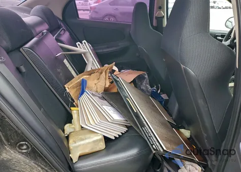 2005 Dodge Neon Srt-4 z USA, uszkodzony, nr VIN 1B3ES66S95D235526